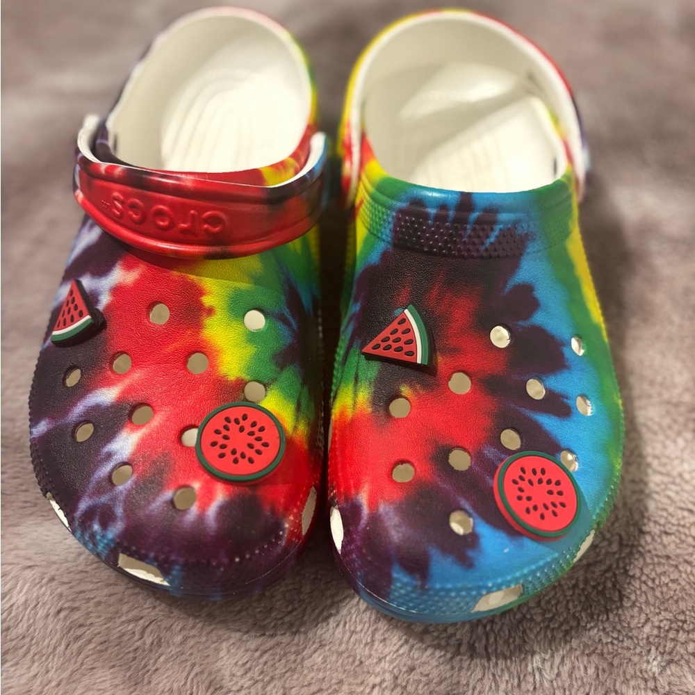 Crocs Tie Dye Watermelon Clogs  M5 W7 Red Green Slip On Shoes